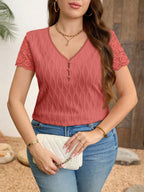 Blusa Feminina Plus Size Manga Curta Bordada 