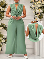 Macacão Para Festa Plus Size Elegante de Cetim