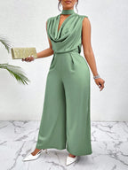 Macacão Para Festa Plus Size Elegante de Cetim