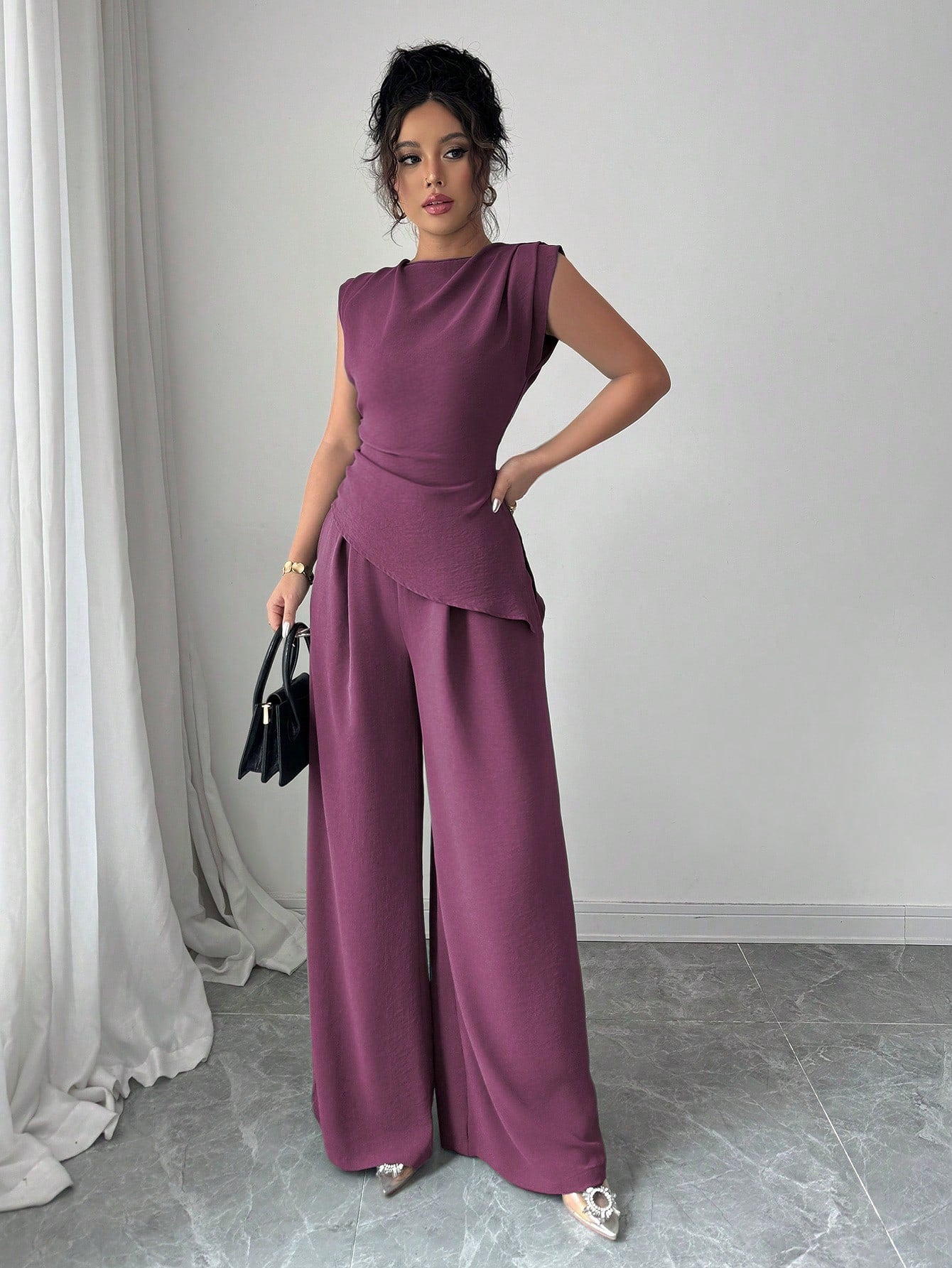 Conjunto Feminino Blusa Sem Decote e Calça Pantalona 