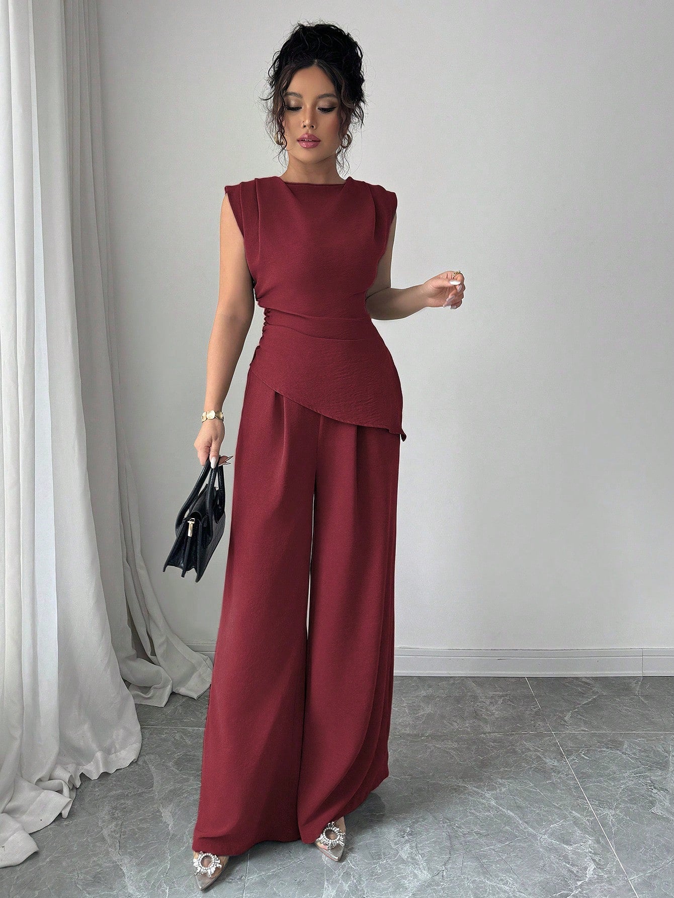 Conjunto Feminino Blusa Sem Decote e Calça Pantalona 