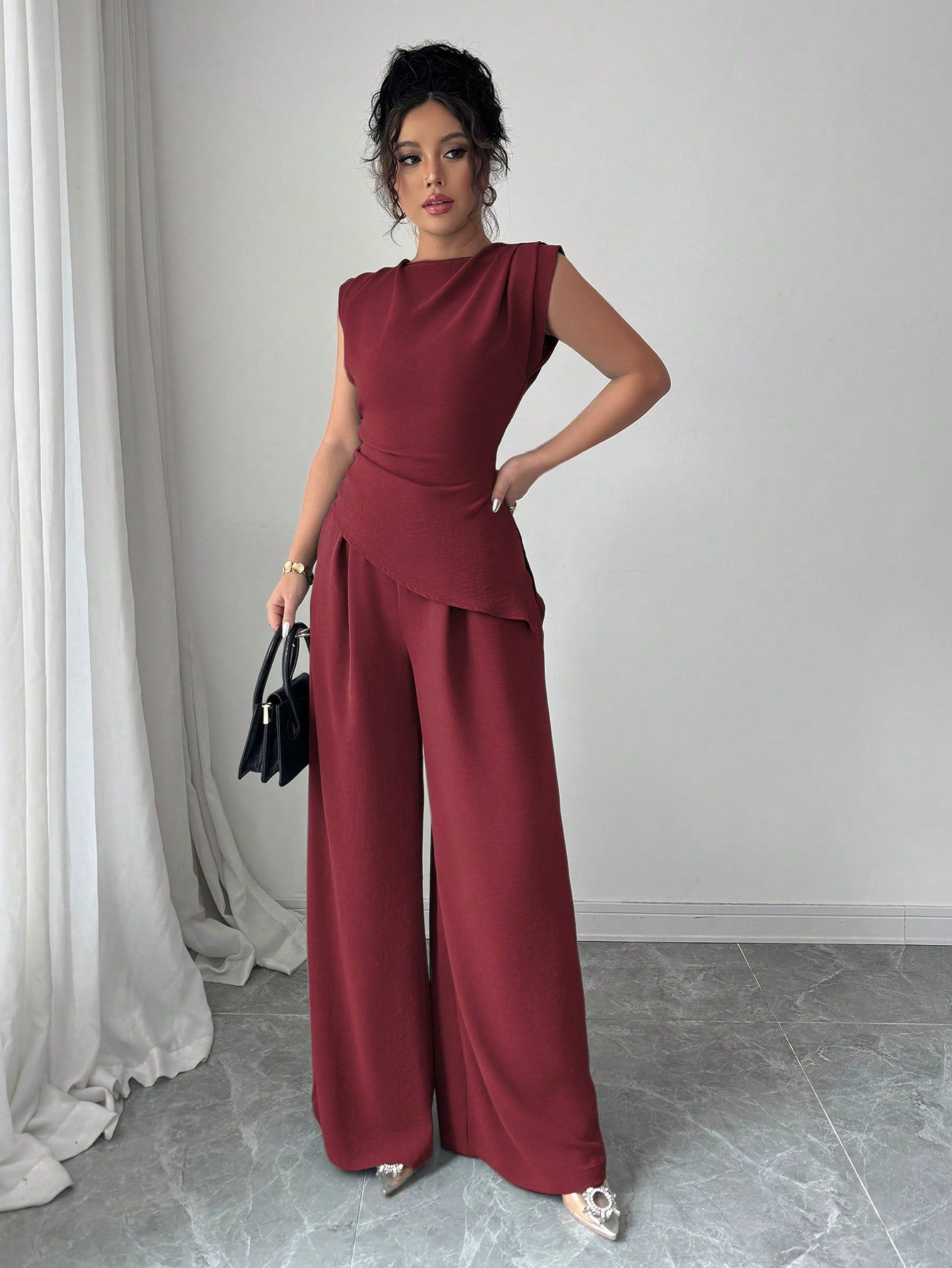 Conjunto Feminino Blusa Sem Decote e Calça Pantalona 