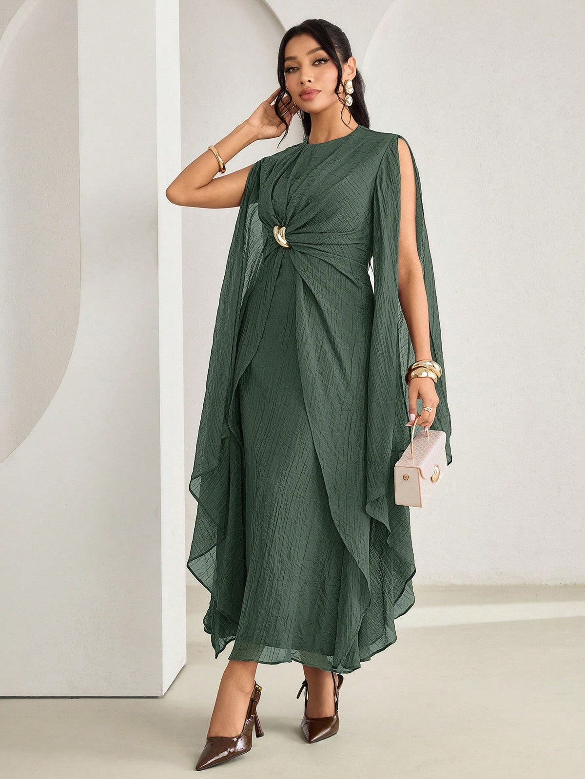 Veilorie Novo Design Vestido Assimétrico de Manga Longa com Pregas na Cintura, Decoração com Fivela de Metal, Elegante e Leve, Ideal para Festas
