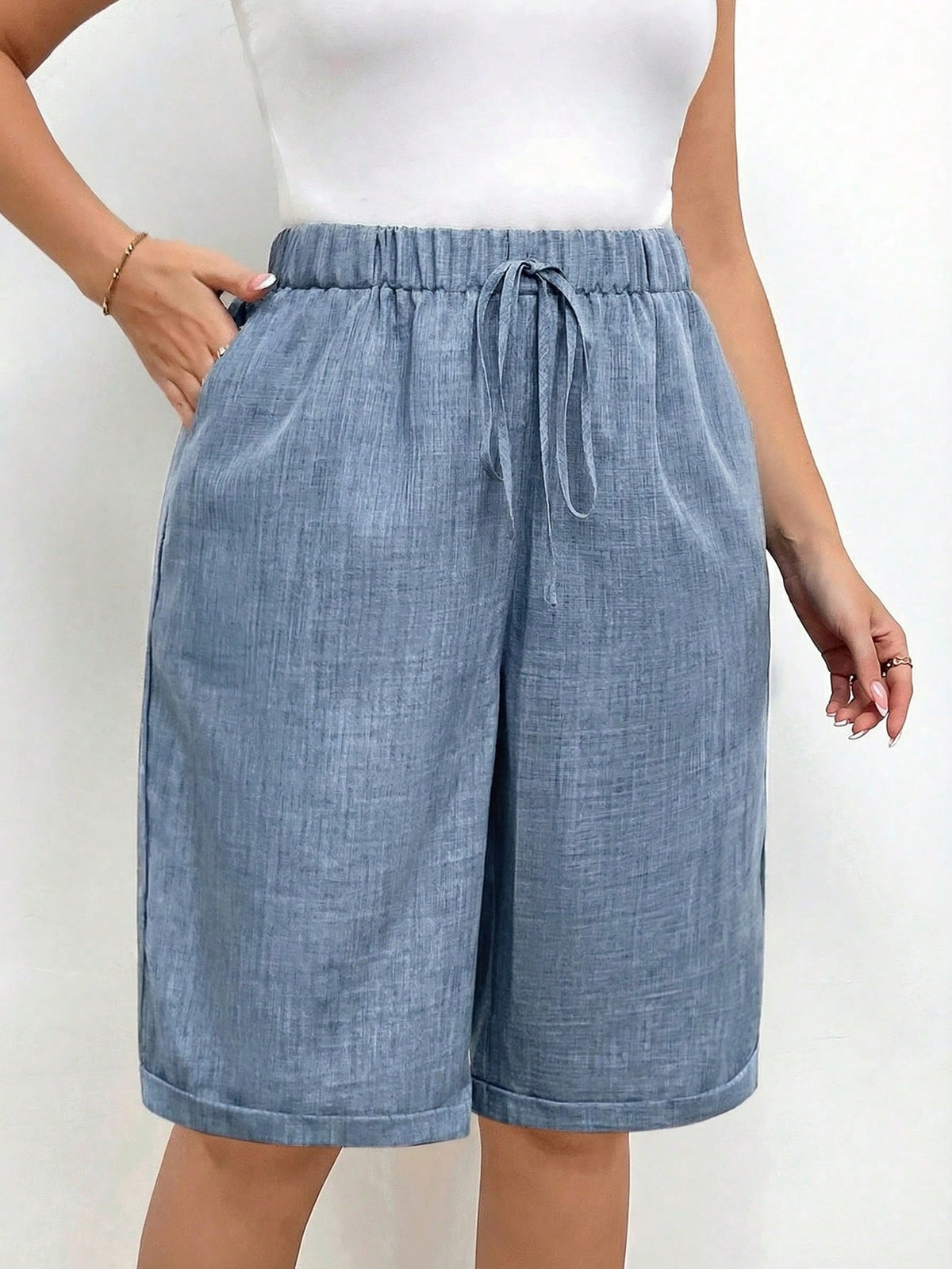Bermuda Plus Size Feminina Confortável com Cintura Elástica
