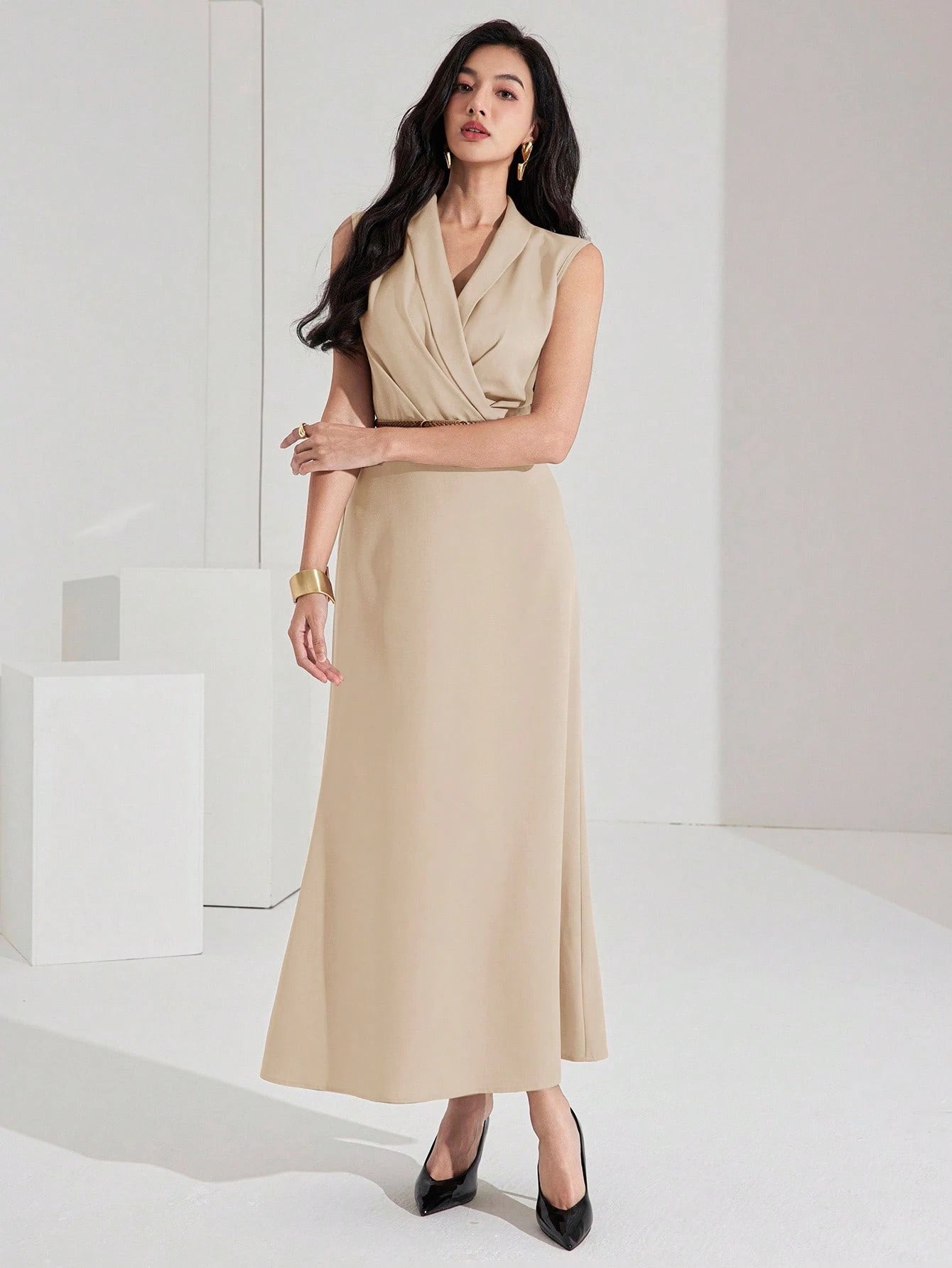 Vestido Elegante Social Feminino com Lapela Sem Mangas