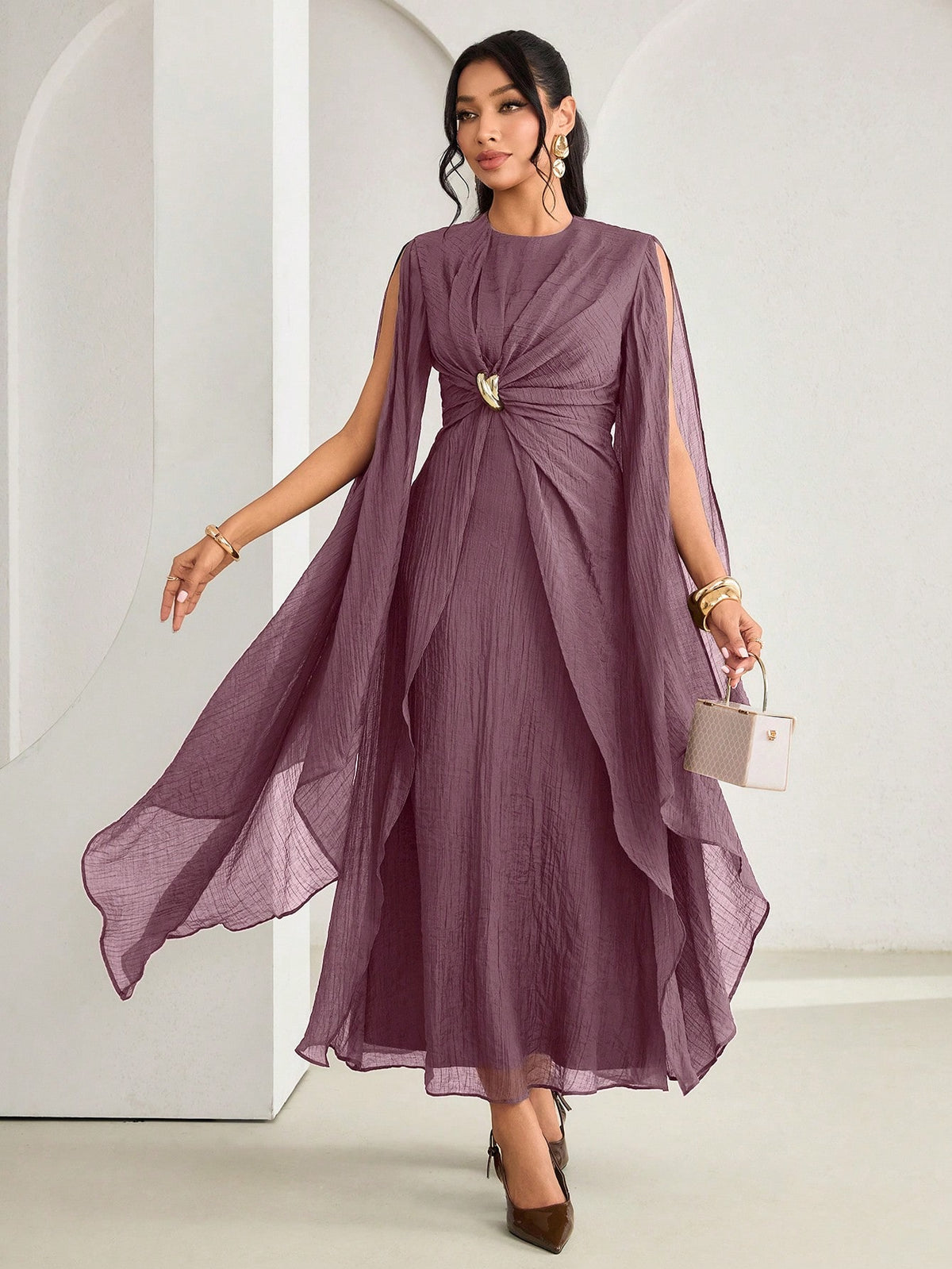 Vestido Midi Festa com Babado Fluido