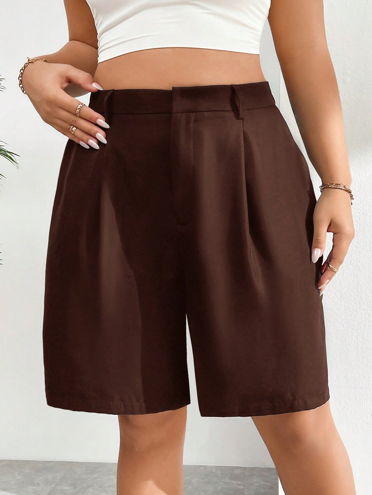 Bermuda Plus Size de Alfaiataria com Cintura Elástica