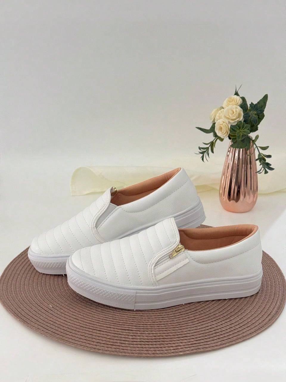 Tênis Feminino sem Cadarço Slip On Confortável com Zíper 