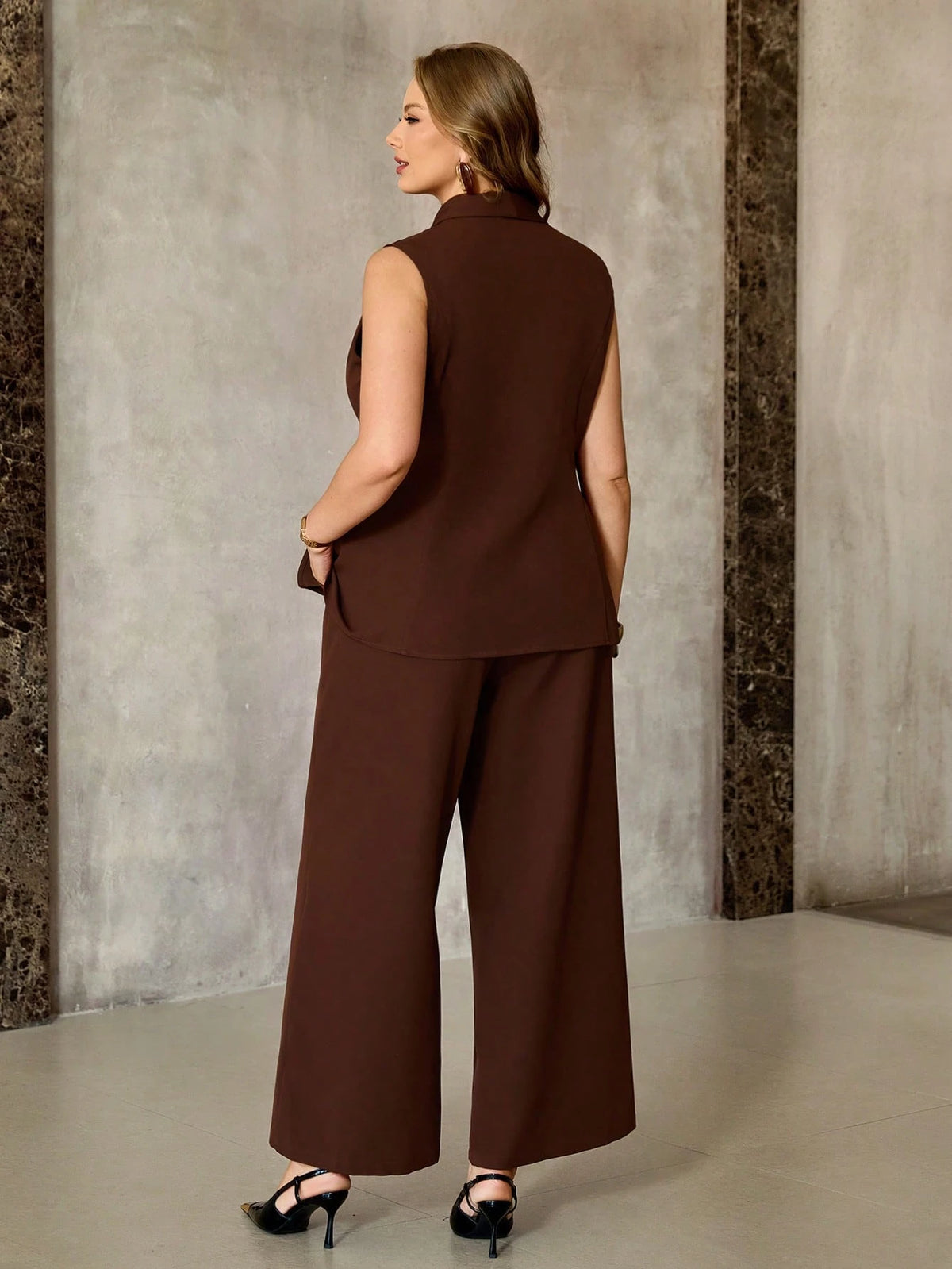 Conjunto Alfaiataria Plus Size Executivo Colete e Calça Pantalona 