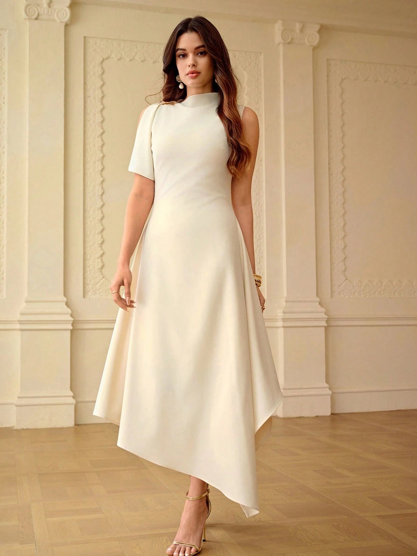 ZEYLAH Vestido Slip com Bainha Assimétrica, Primavera/Verão