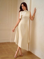 ZEYLAH Vestido Slip com Bainha Assimétrica, Primavera/Verão