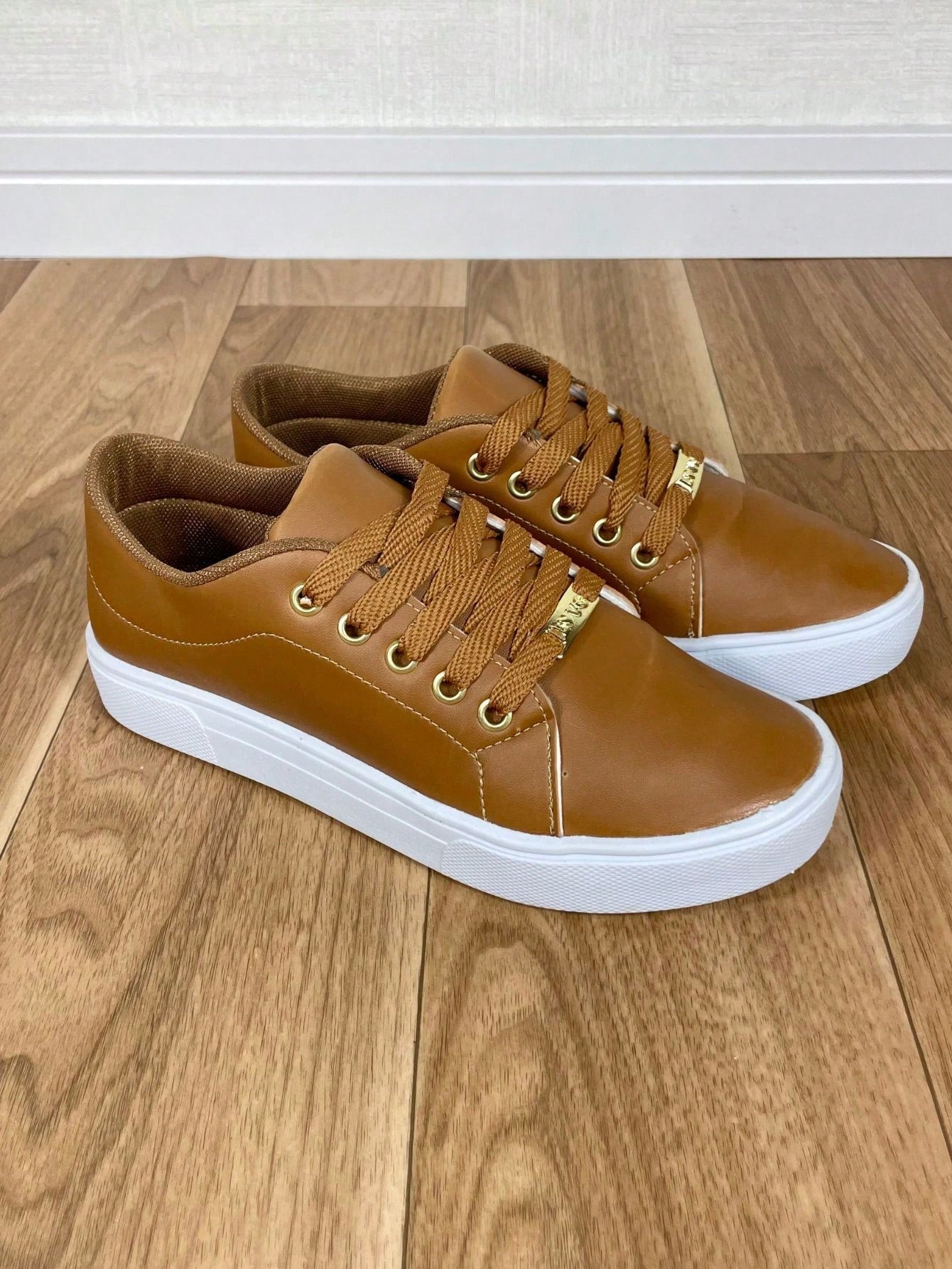 Tênis Feminino Casual Macio Delicado