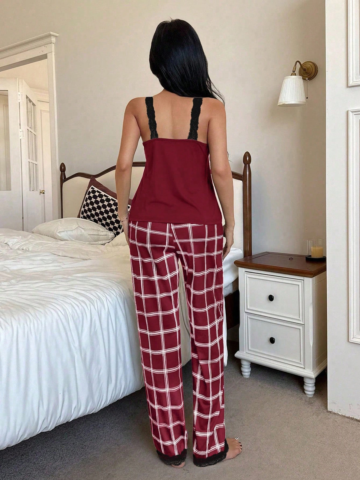  Pijama Feminino de Malha Regata e Calça Xadrez