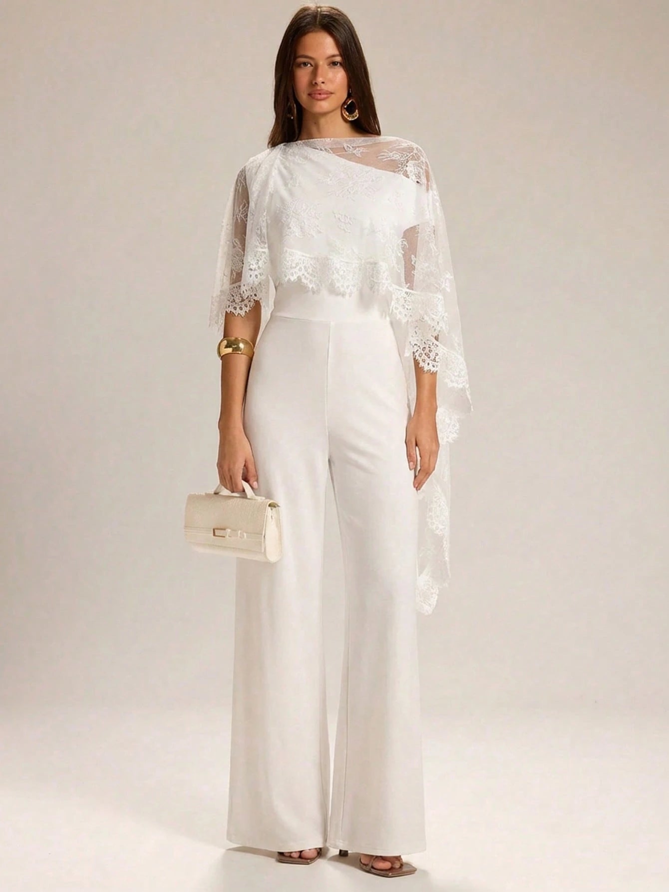 Macacão Feminino Elegante Manga Morcego com Tule