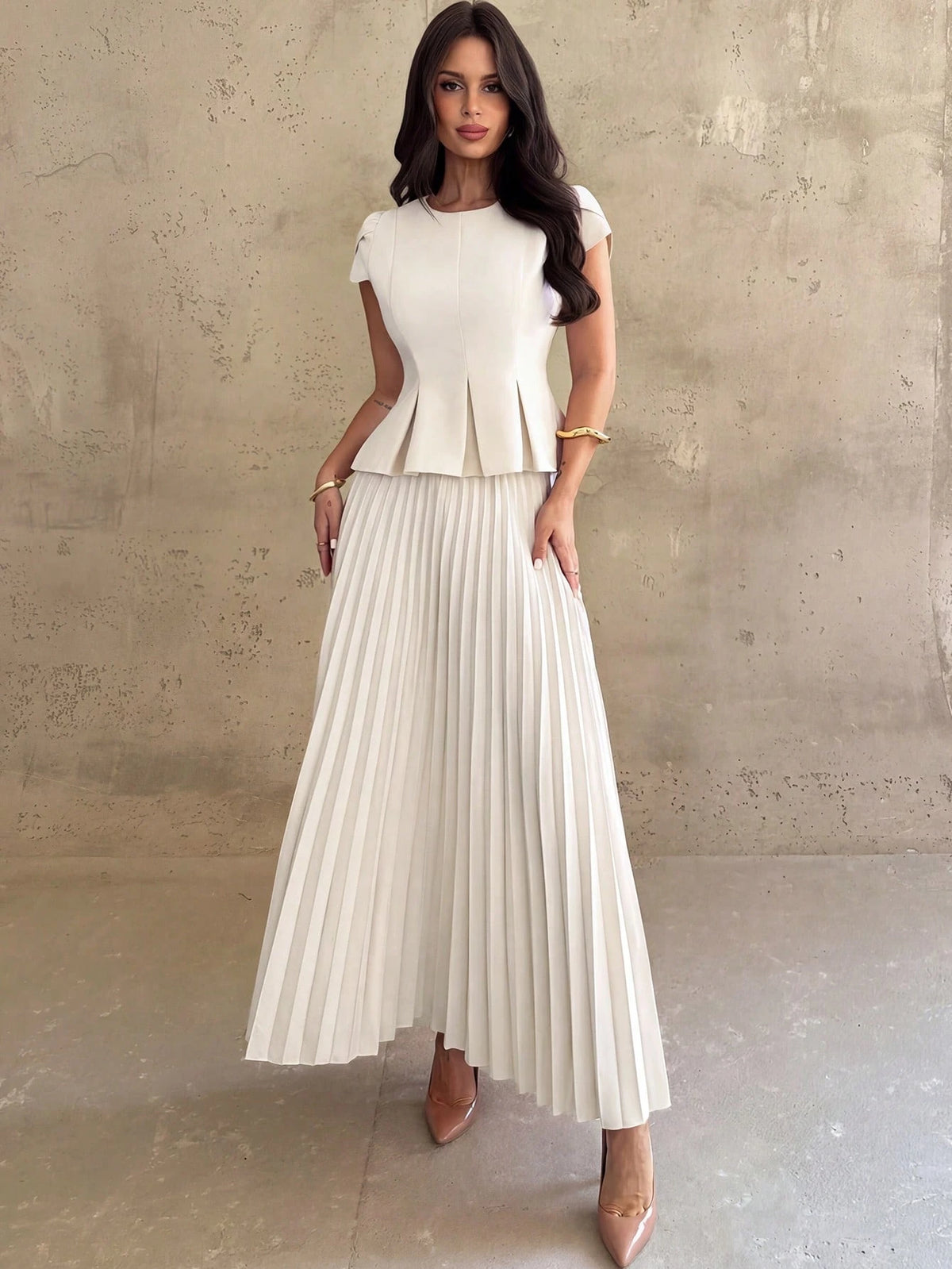 Firerie Conjunto Feminino 2 Peças com Top de Gola Redonda e Saia Plissada, Cor Sólida, Casual Elegante para Uso Diário e Escritório, Marrom Escuro, Outono, Formatura, Aniversário