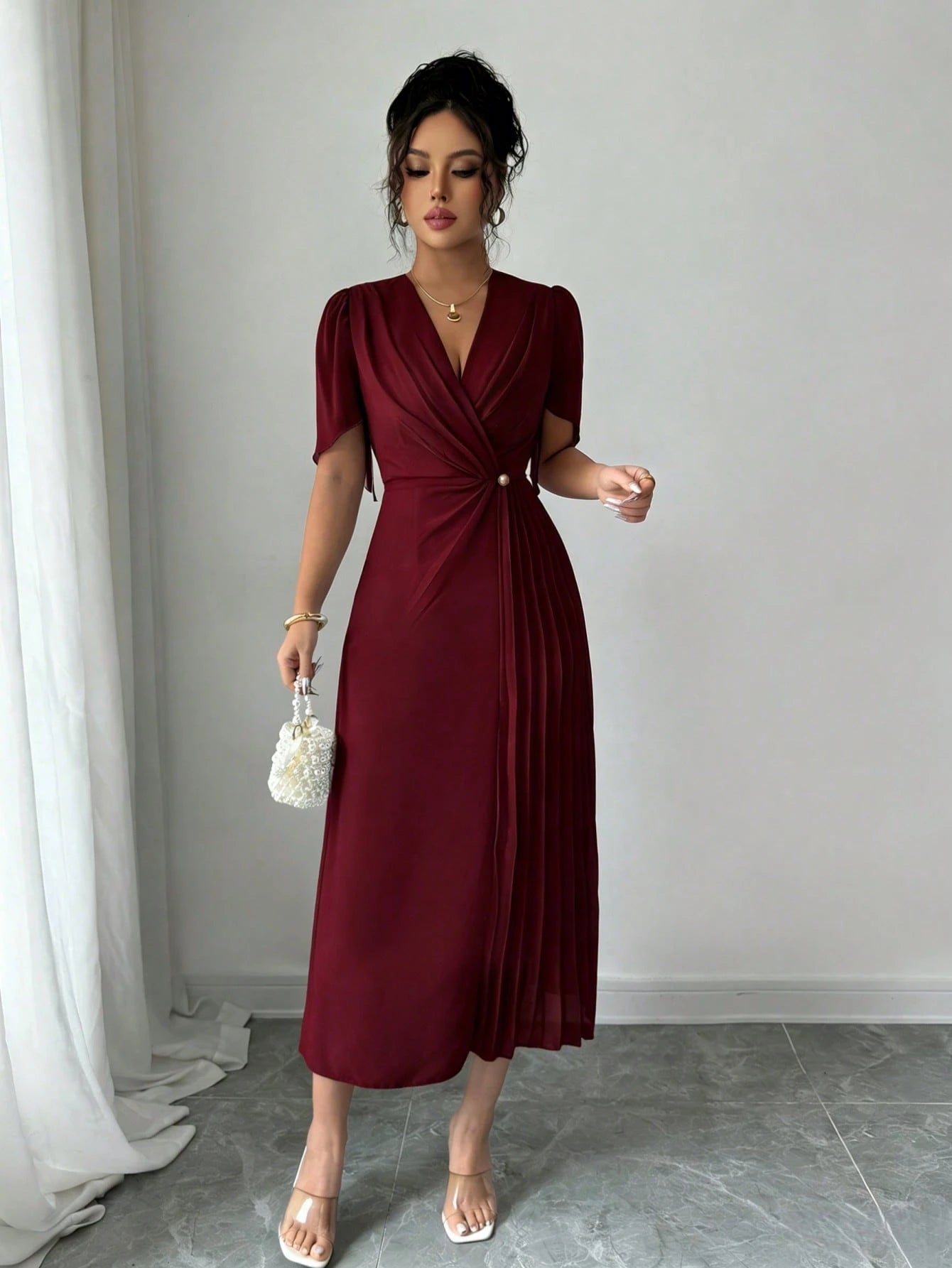 Vestido Elegante Midi Plissado de Cintura Franzida em Chiffon