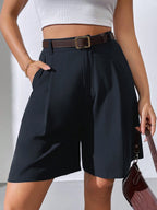 Bermuda Plus Size de Alfaiataria com Cintura Elástica