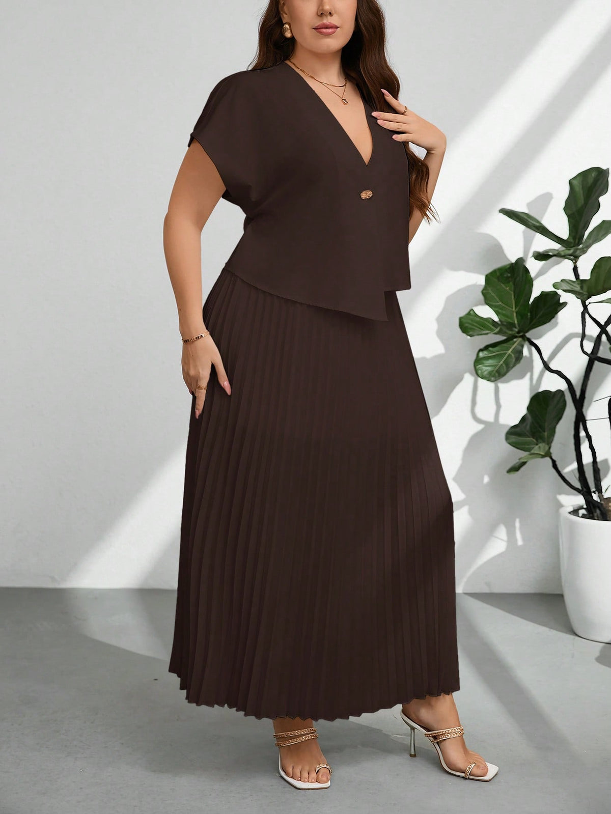 Conjunto Social Elegante Plus Size Blusa e Saia Plissada