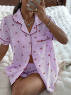 Pijama Americano Feminino Manga Curta e Short com Estampa Xadrez com Cereja