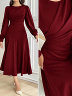 Vestido Midi com Manga Bufante e Cintura Marcada