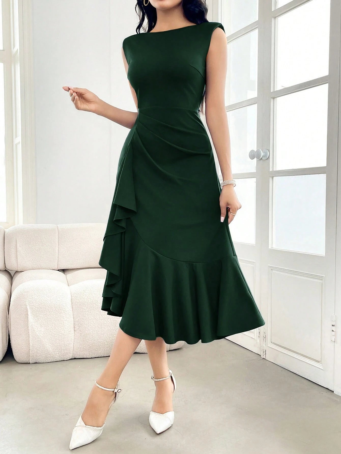 Vestido Elegante Feminino Midi Sem Manga Cintura Franzida com Babados