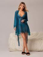 Conjunto Camisola Feminina e Robe de Manga Longa com Renda 