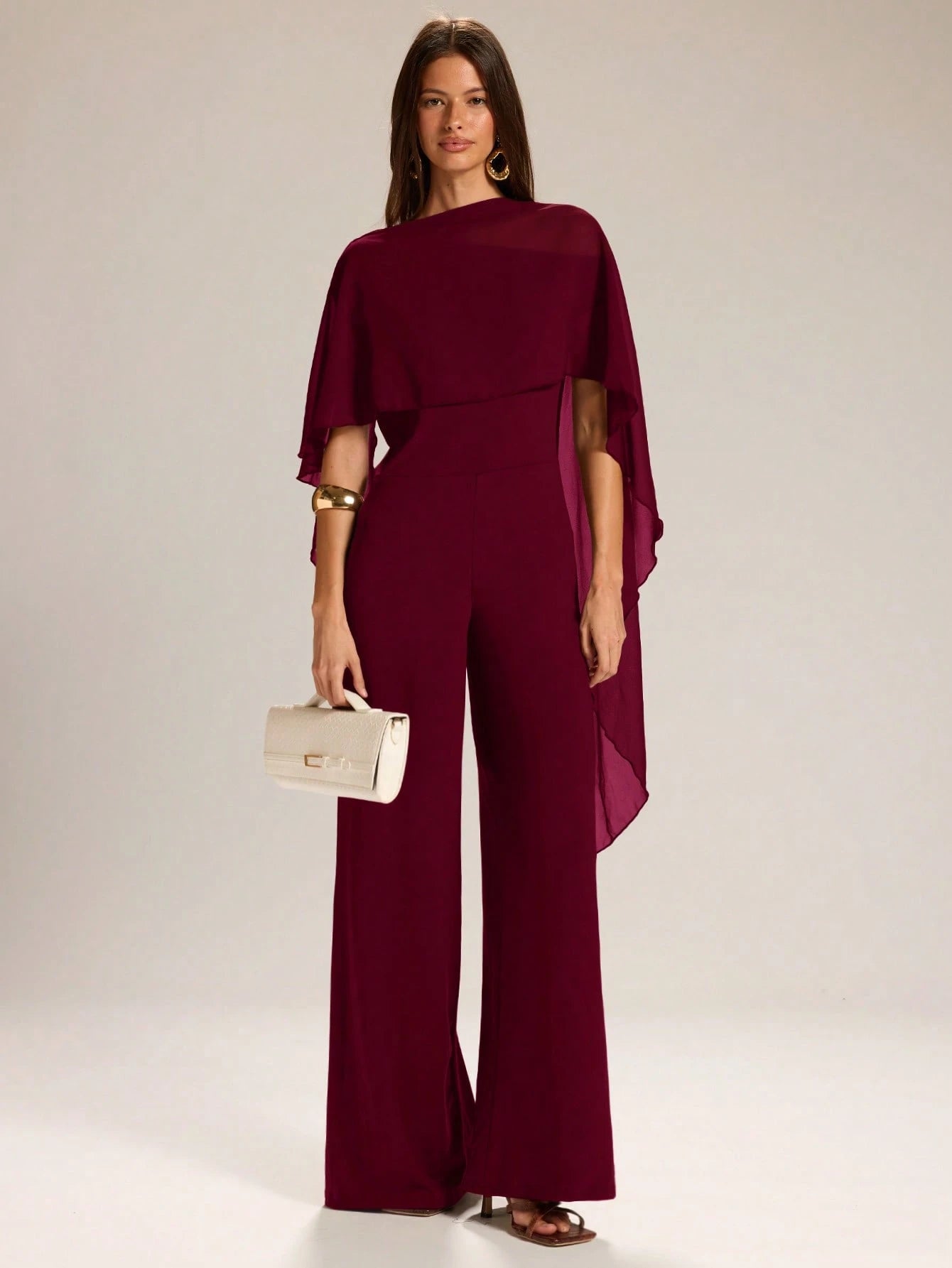 Macacão Feminino Elegante Manga Morcego com Tule