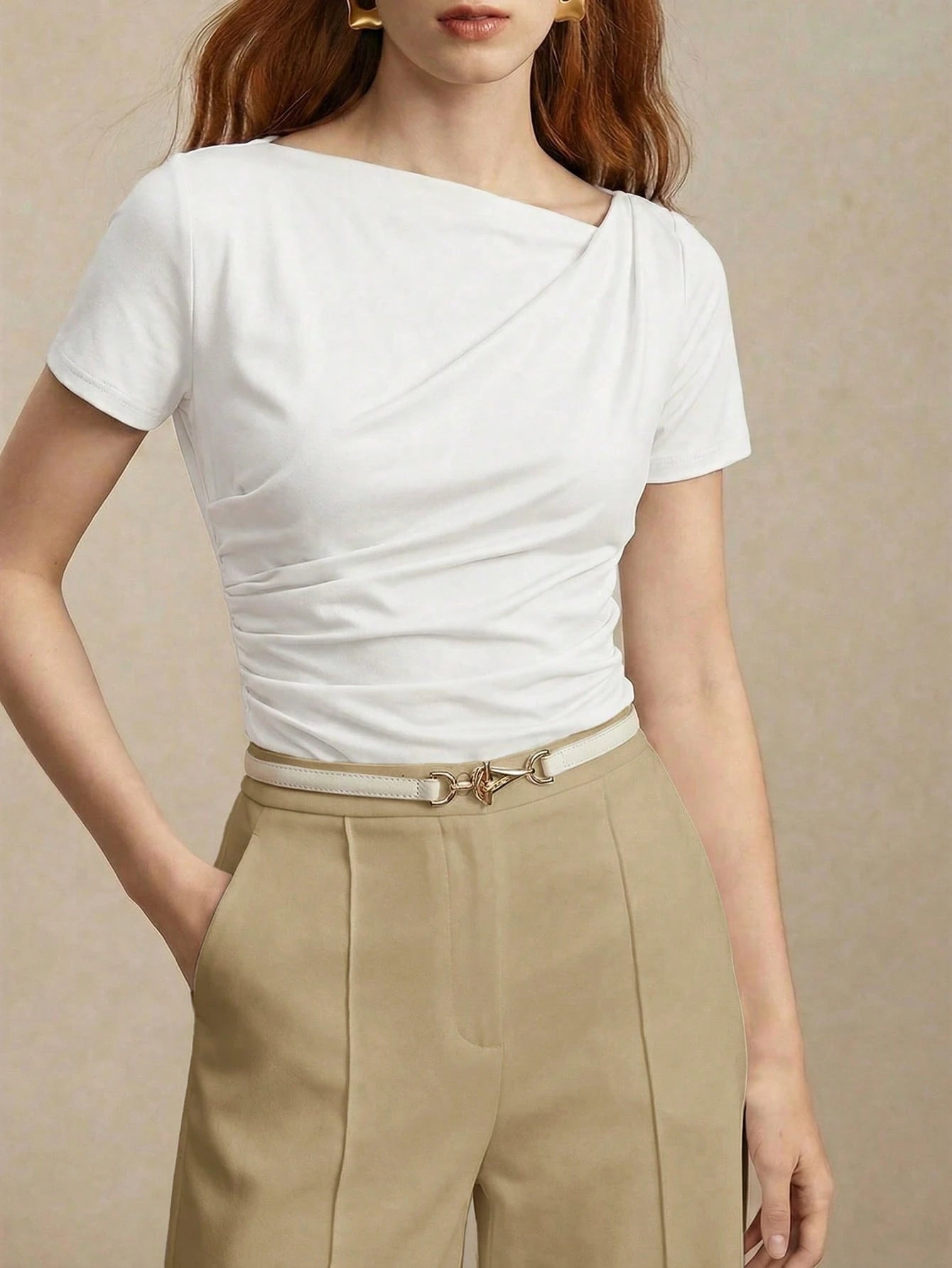 Blusa Manga Curta Feminina Elegante Gola Assimétrica 