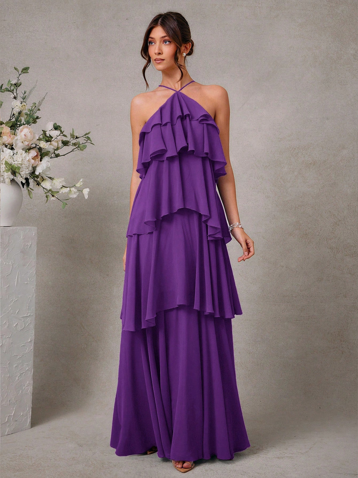L'Amorae Elegante Vestido Longo Chiffon Romântico de Convidada de Casamento com Decote Halter e Babados