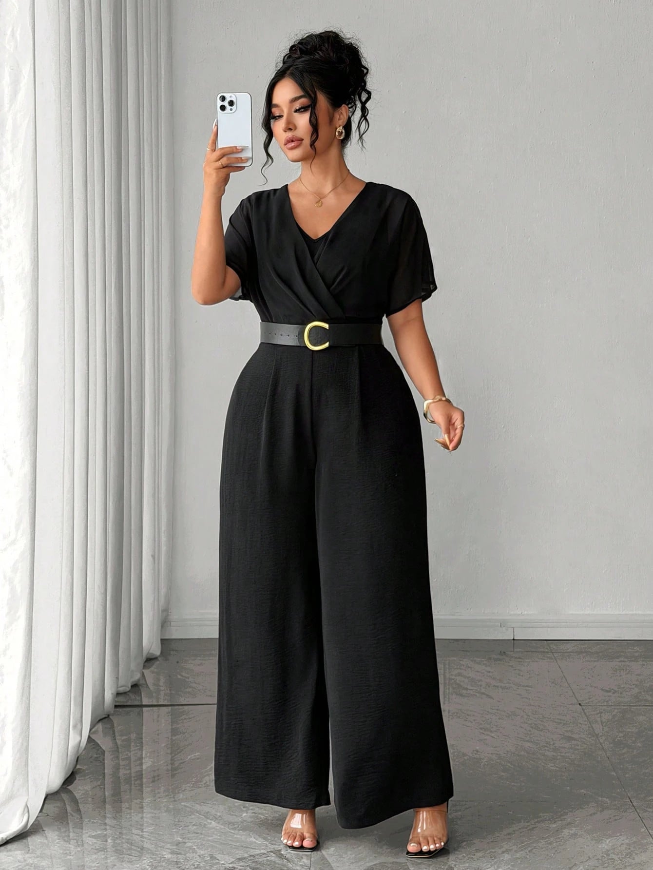 Macacão Social Plus Size Manga Curta Elegante Pantalona