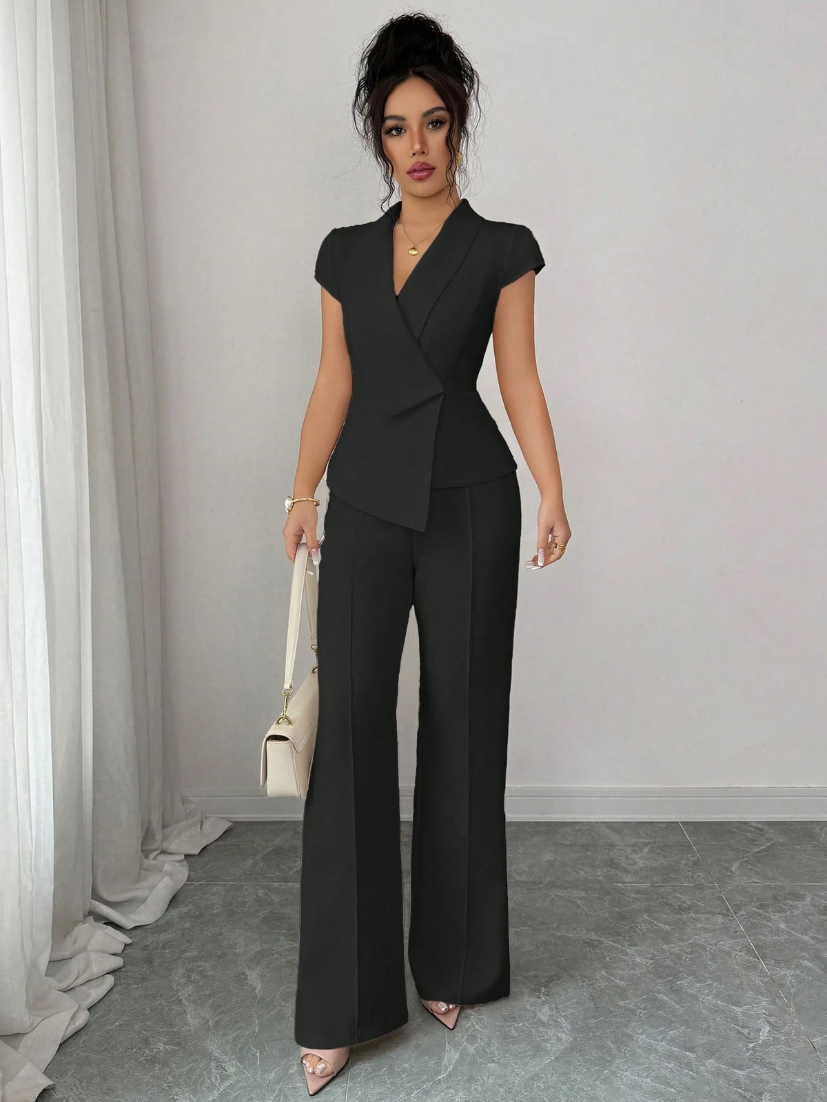 Elenzga Conjunto Elegante Feminino de 2 Peças em Azul-Petróleo, Blusa com Gola Assimétrica Cruzada, Manga Borboleta e Cintura Marcada & Calça com Cintura Elástica, Look de Verão para Trabalho e Deslocamento