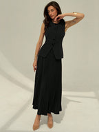 Conjunto Feminino Alfaiataria com Colete e Saia Plissada