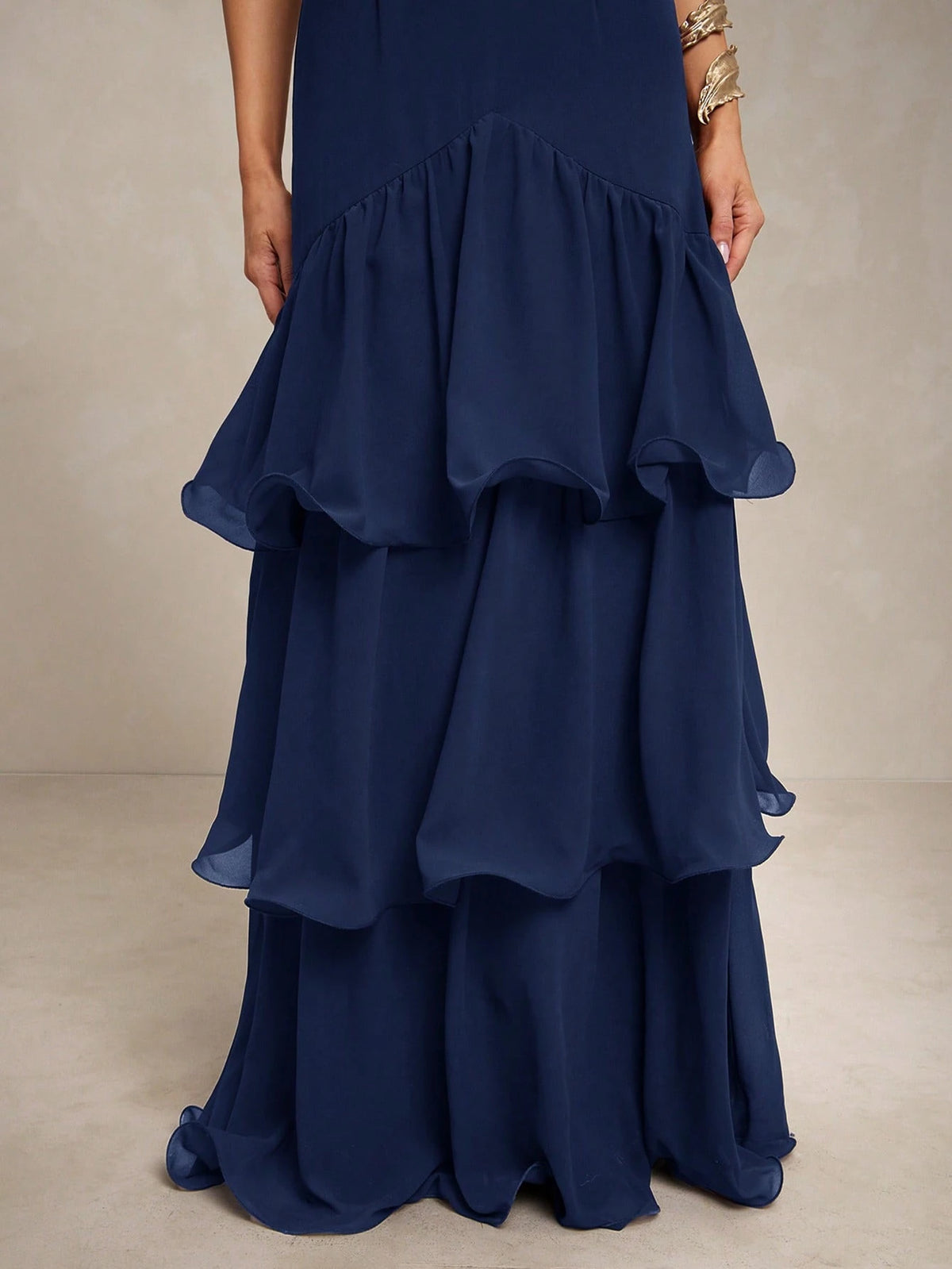 Silquee Vestido Elegante de Alça Fina com Bainha Camadas para Banquete/Encontro