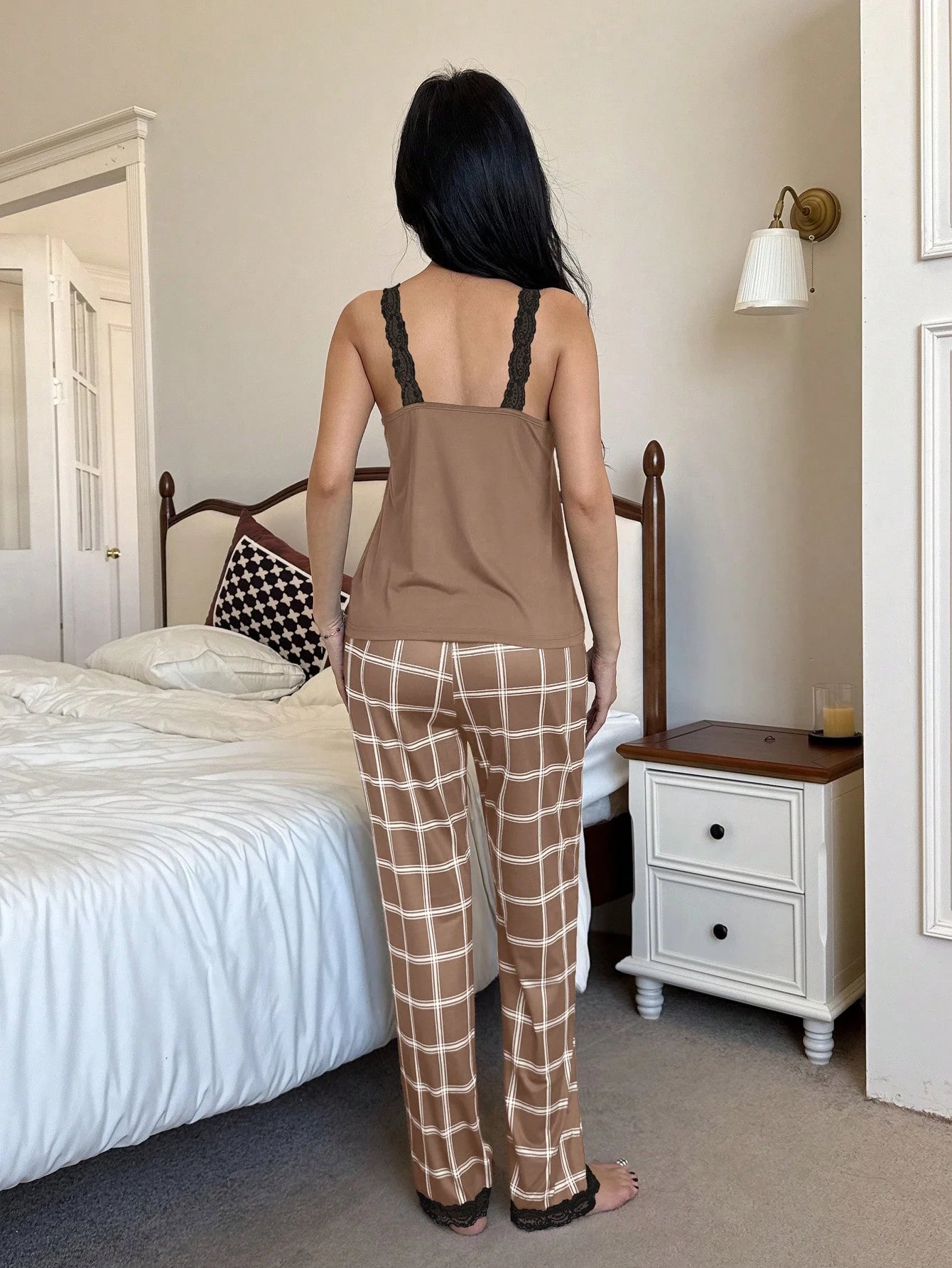  Pijama Feminino de Malha Regata e Calça Xadrez