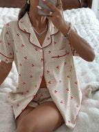 Pijama Americano Feminino Manga Curta e Short com Estampa Xadrez com Cereja