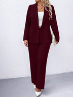 Conjunto Alfaiataria Plus Size Blazer e Calça Reta