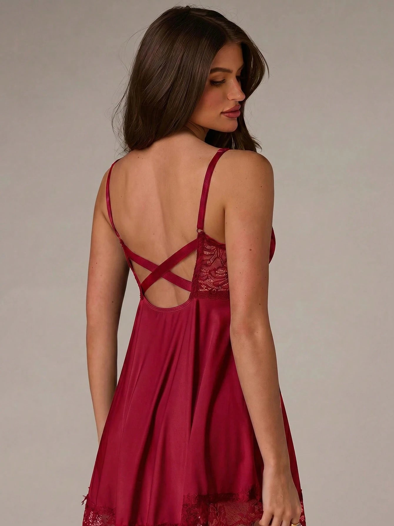 Camisola Feminina com Renda Sensual Decote V