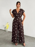 Macacão Plus Size Wide Leg Decote V Profundo