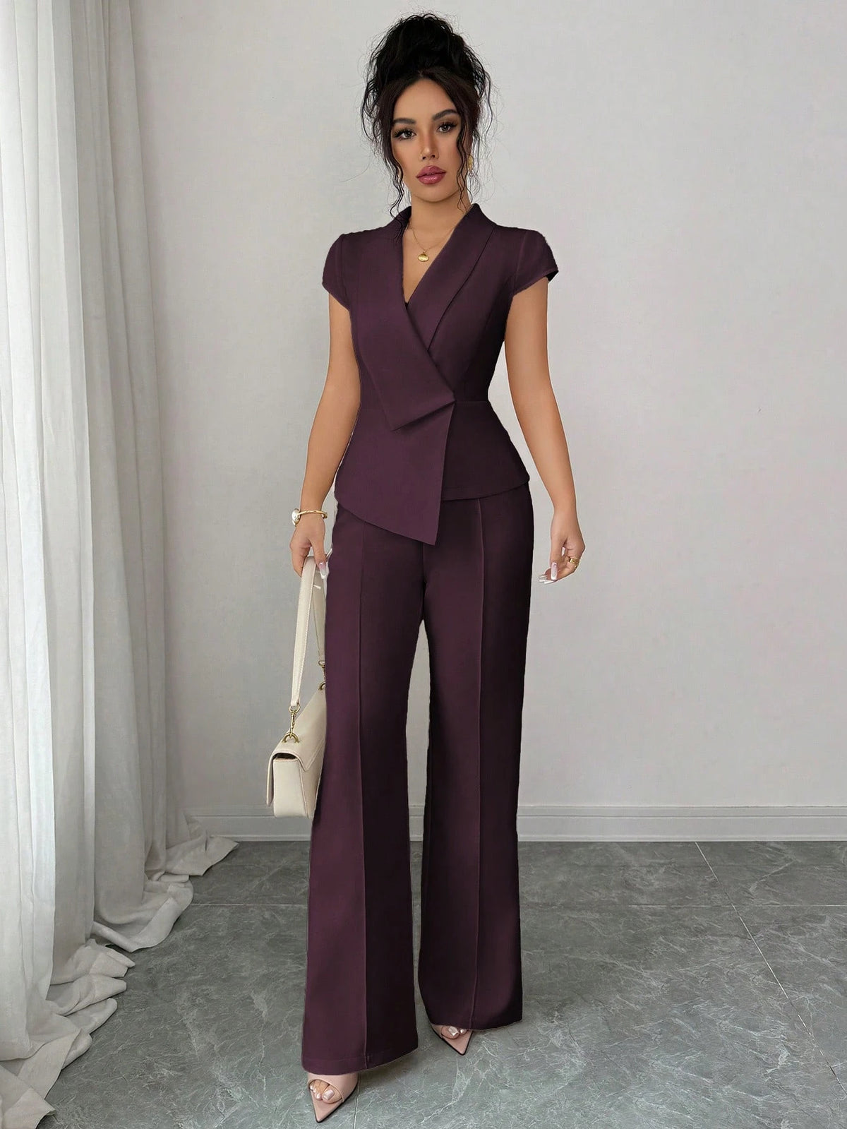Elenzga Conjunto Elegante Feminino de 2 Peças em Azul-Petróleo, Blusa com Gola Assimétrica Cruzada, Manga Borboleta e Cintura Marcada & Calça com Cintura Elástica, Look de Verão para Trabalho e Deslocamento