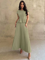 Firerie Conjunto Feminino 2 Peças com Top de Gola Redonda e Saia Plissada, Cor Sólida, Casual Elegante para Uso Diário e Escritório, Marrom Escuro, Outono, Formatura, Aniversário
