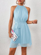 Vestido Curto Feminino Gola Princesa com Cinto
