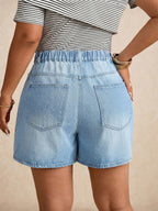 Short Jeans Plus Size Feminino com Bolsos