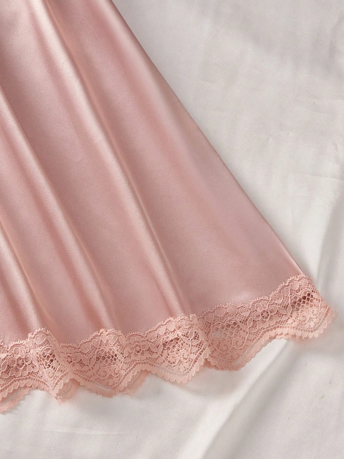 Conjunto de Lingerie Sexy Feminino, Camisola com Decote em V, Conjunto de Pijama com Patchwork de Renda Macia e Cetim, Vestido de Dormir, Vestido de Verão, Roupa para Uso Externo, Roupa de Descanso Macia e Sedosa