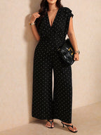 Macacão Plus Size Wide Leg Decote V Profundo