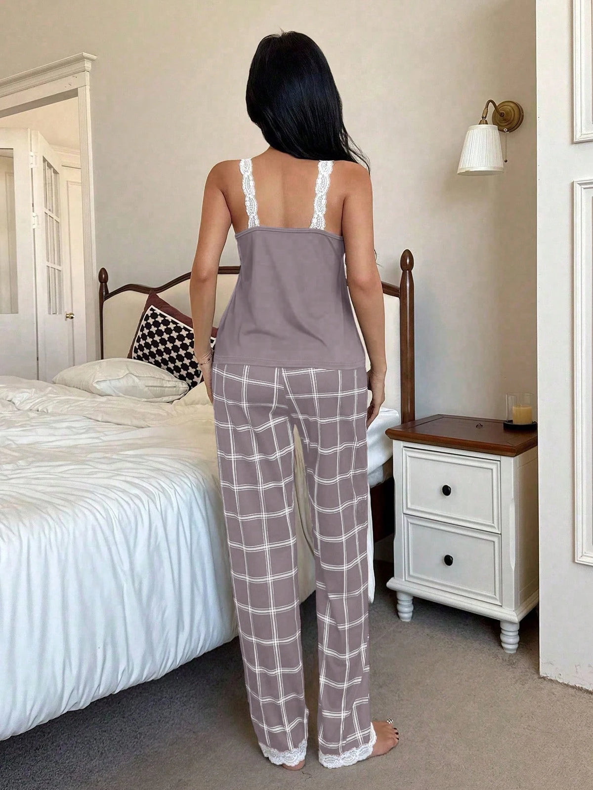  Pijama Feminino de Malha Regata e Calça Xadrez