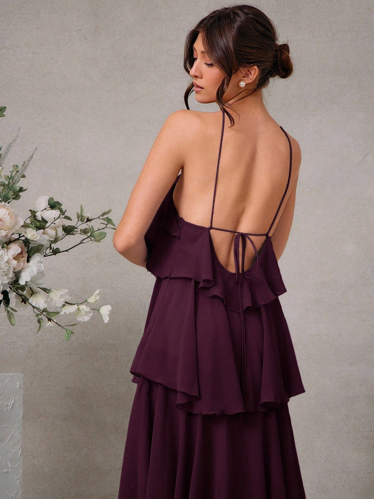 L'Amorae Elegante Vestido Longo Chiffon Romântico de Convidada de Casamento com Decote Halter e Babados