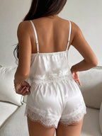 Pijama Sexy Feminino Babydoll com Abertura Frontal e Renda