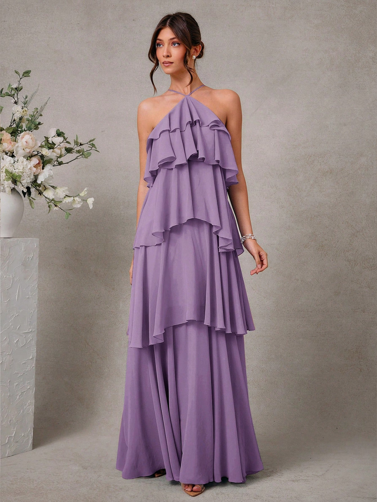 L'Amorae Elegante Vestido Longo Chiffon Romântico de Convidada de Casamento com Decote Halter e Babados