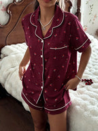 Pijama Americano Feminino Manga Curta e Short com Estampa Xadrez com Cereja