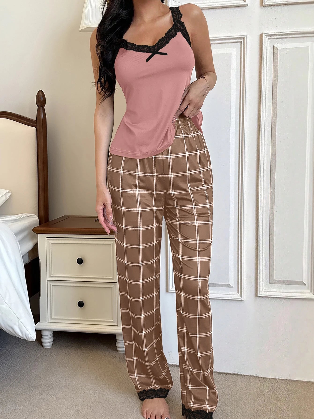  Pijama Feminino de Malha Regata e Calça Xadrez